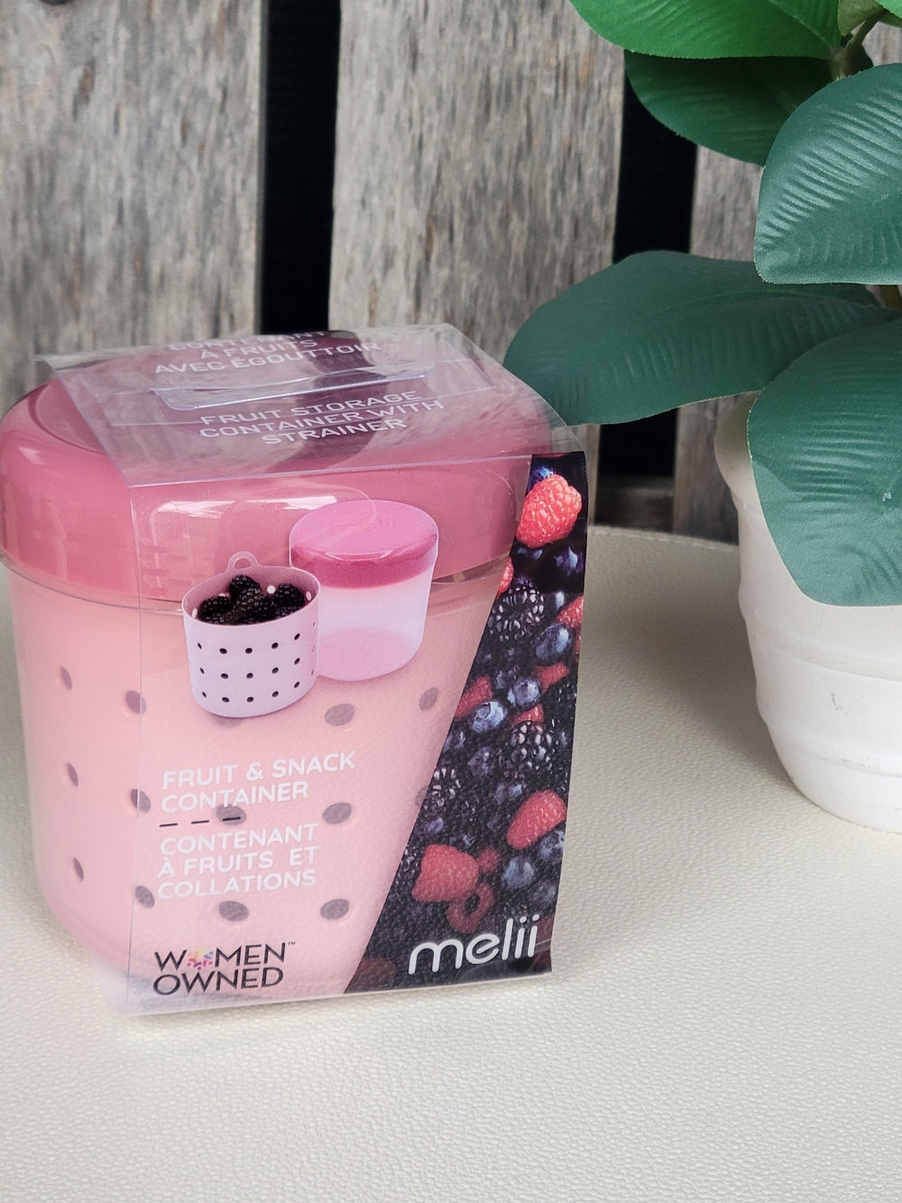 Melii Pink Fruit & Snack Container & Strainer Set